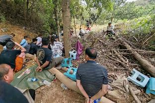 阿森纳女足3-1击败曼联女足，酋长球场上座60160人刷新纪录